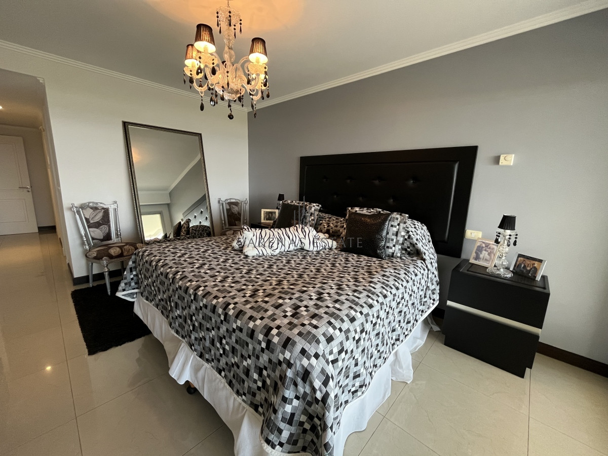 Apartamento ID.2491 - Lujoso apartamento en VENTA, Brava, Punta del Este