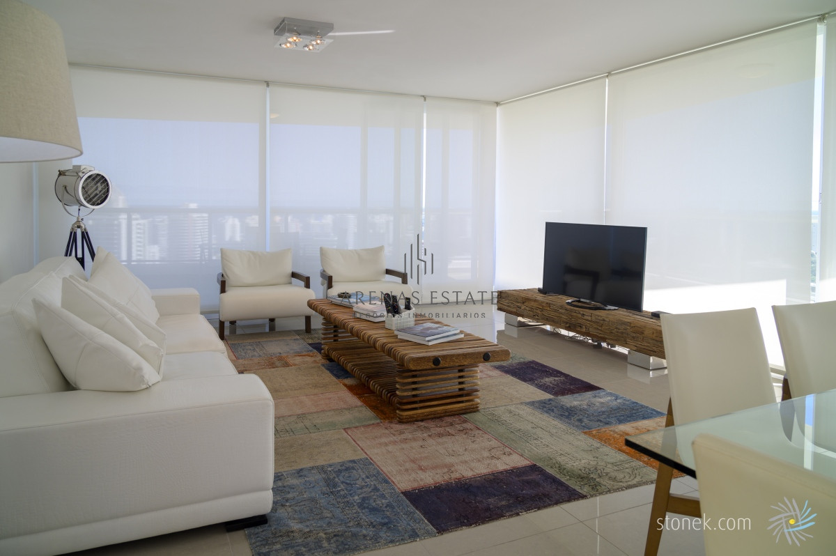 Apartamento ID.2543 - Penhouse duplex en Edificio One I en Venta- Punta del Este