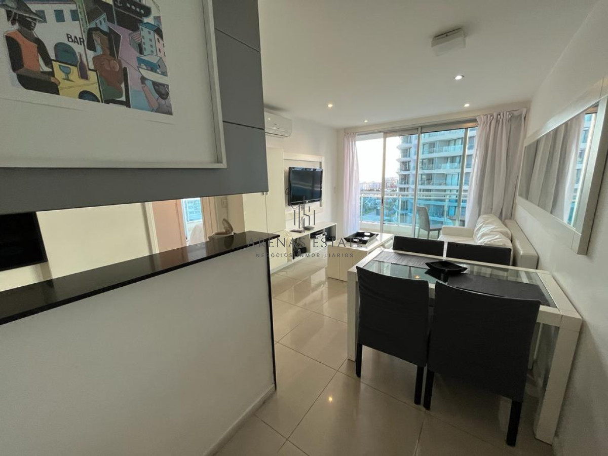 Apartamento ID.1813 - Apartamento en venta, Punta del Este