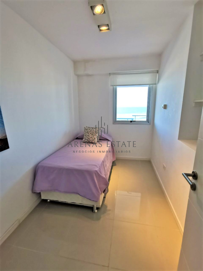 Apartamento ID.2289 - Excelente Penthouse en venta- 3 dormitorios en  zona BRAVA, Punta del este