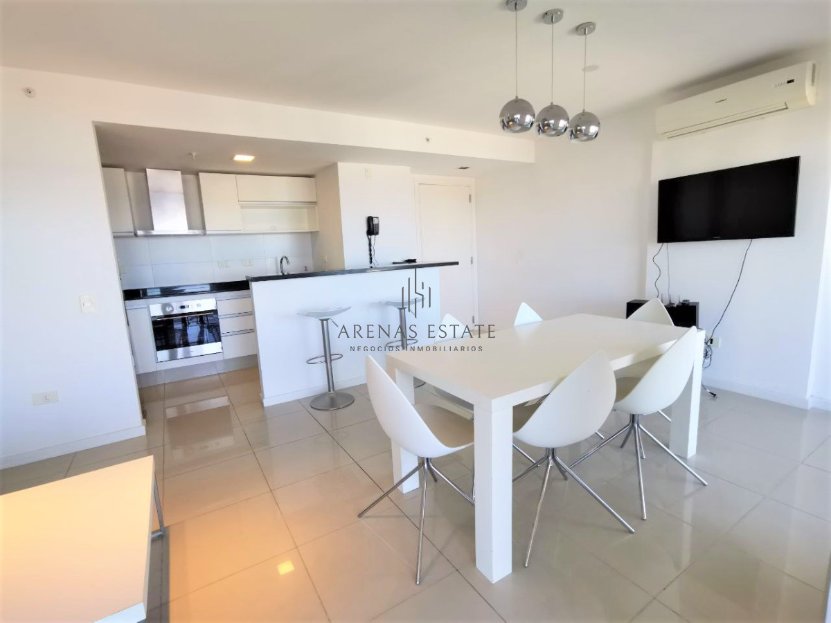 Apartamento ID.2289 - Excelente Penthouse en venta- 3 dormitorios en  zona BRAVA, Punta del este