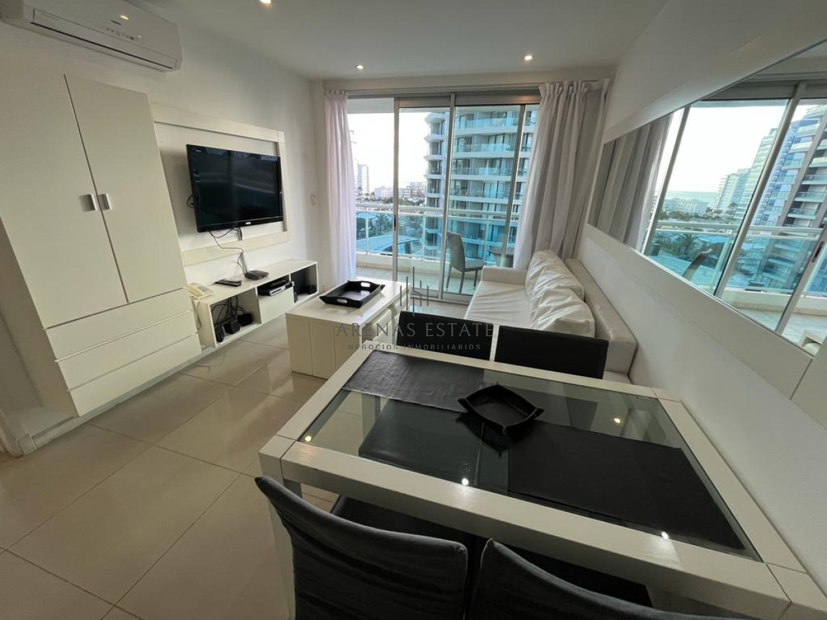 Apartamento ID.1813 - Apartamento en venta, Punta del Este
