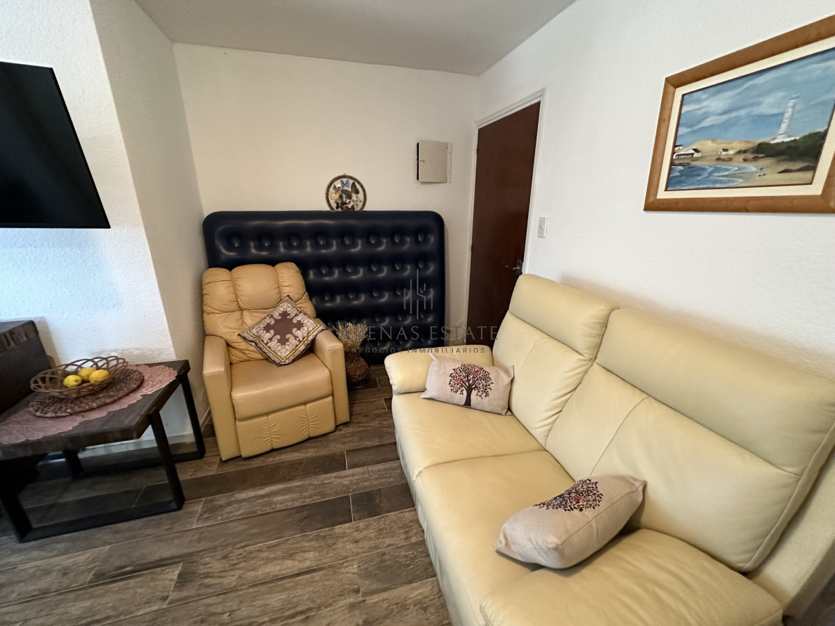Apartamento ID.3496 - Apartamento de 2 dormitorios  en venta en Aidy Grill 