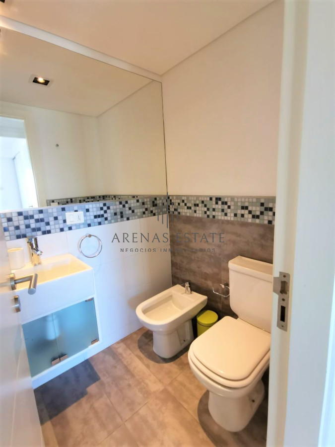 Apartamento ID.2289 - Excelente Penthouse en venta- 3 dormitorios en  zona BRAVA, Punta del este