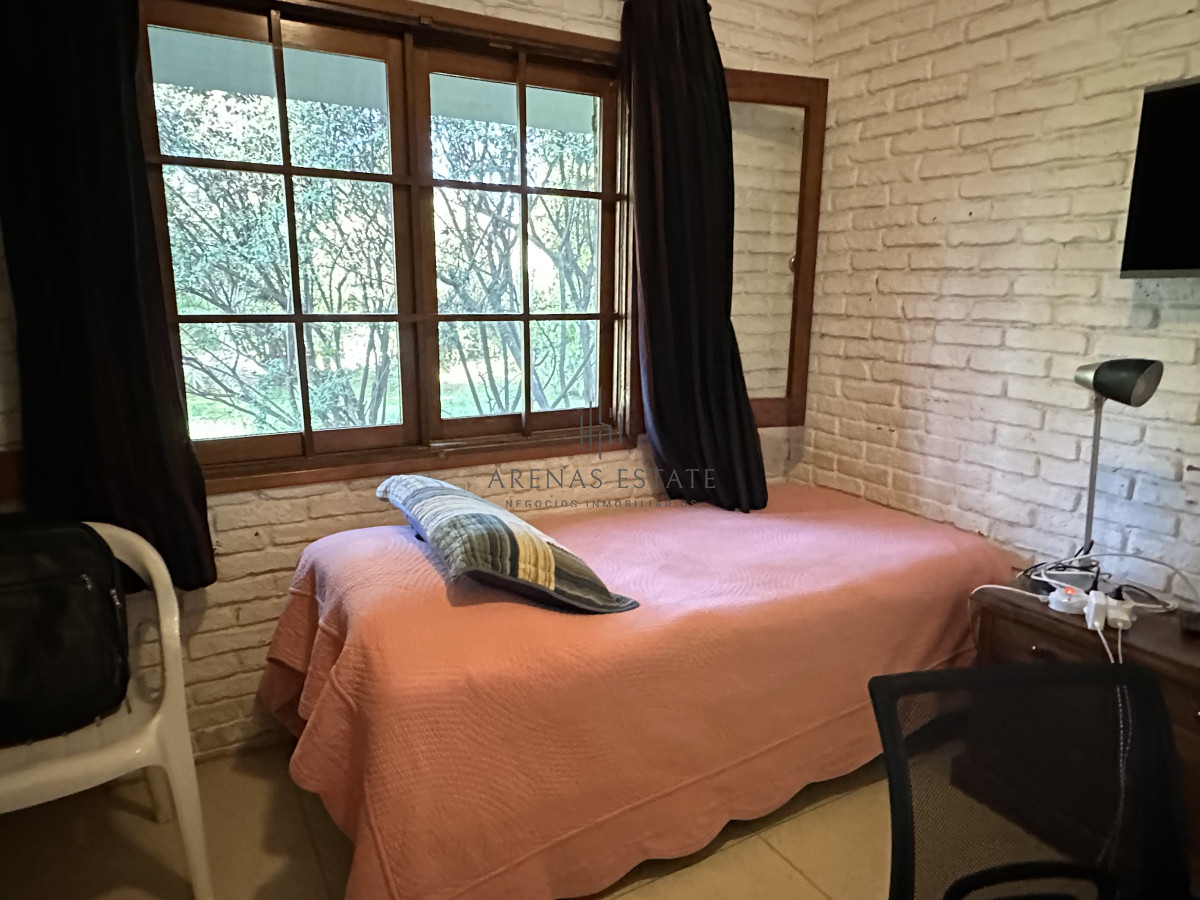Casa ID.3254 - Casa en alquiler de 4 dormitorios ENERO Punta del Este 