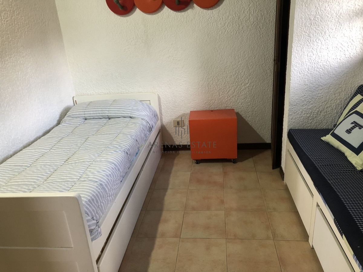 Casa ID.2874 - PUNTA DEL ESTE, zona LUGANO