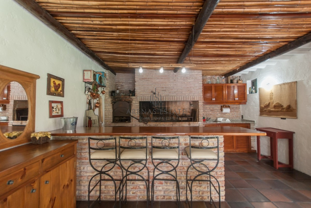 Casa ID.2441 - Casa en Venta en Pinares , Punta del Este 