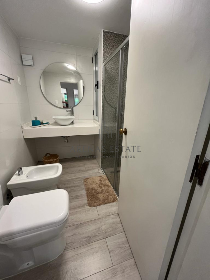 Casa ID.2875 - ALQUILER ANUAL Y EN VENTA CASA EN BARRIO SAN RAFAEL - 4 DORMITORIOS Y PISCINA 