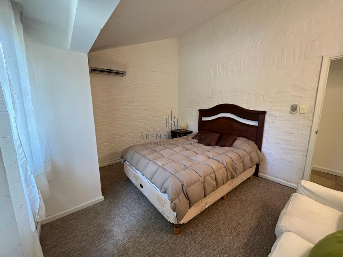 Casa ID.2875 - ALQUILER ANUAL Y EN VENTA CASA EN BARRIO SAN RAFAEL - 4 DORMITORIOS Y PISCINA 