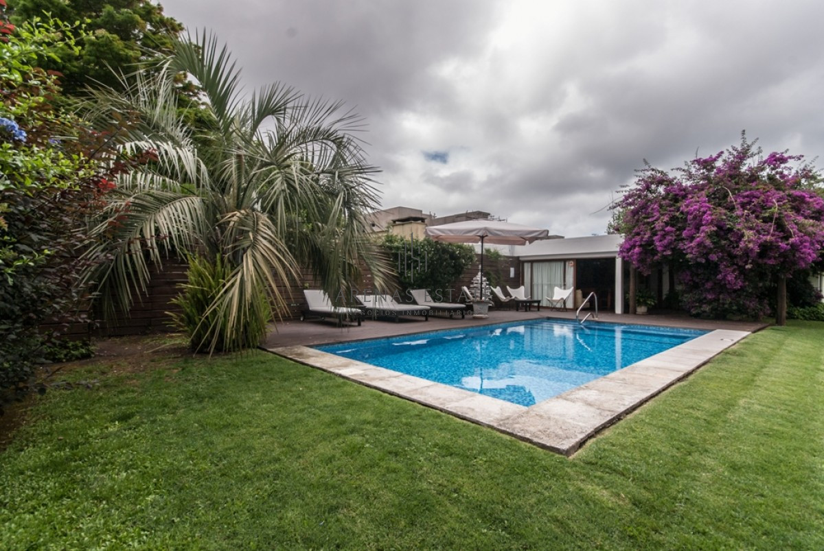 Casa ID.2441 - Casa en Venta en Pinares , Punta del Este 