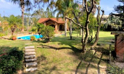 En venta propiedad y terreno en Jardines de Córdoba Punta del Este