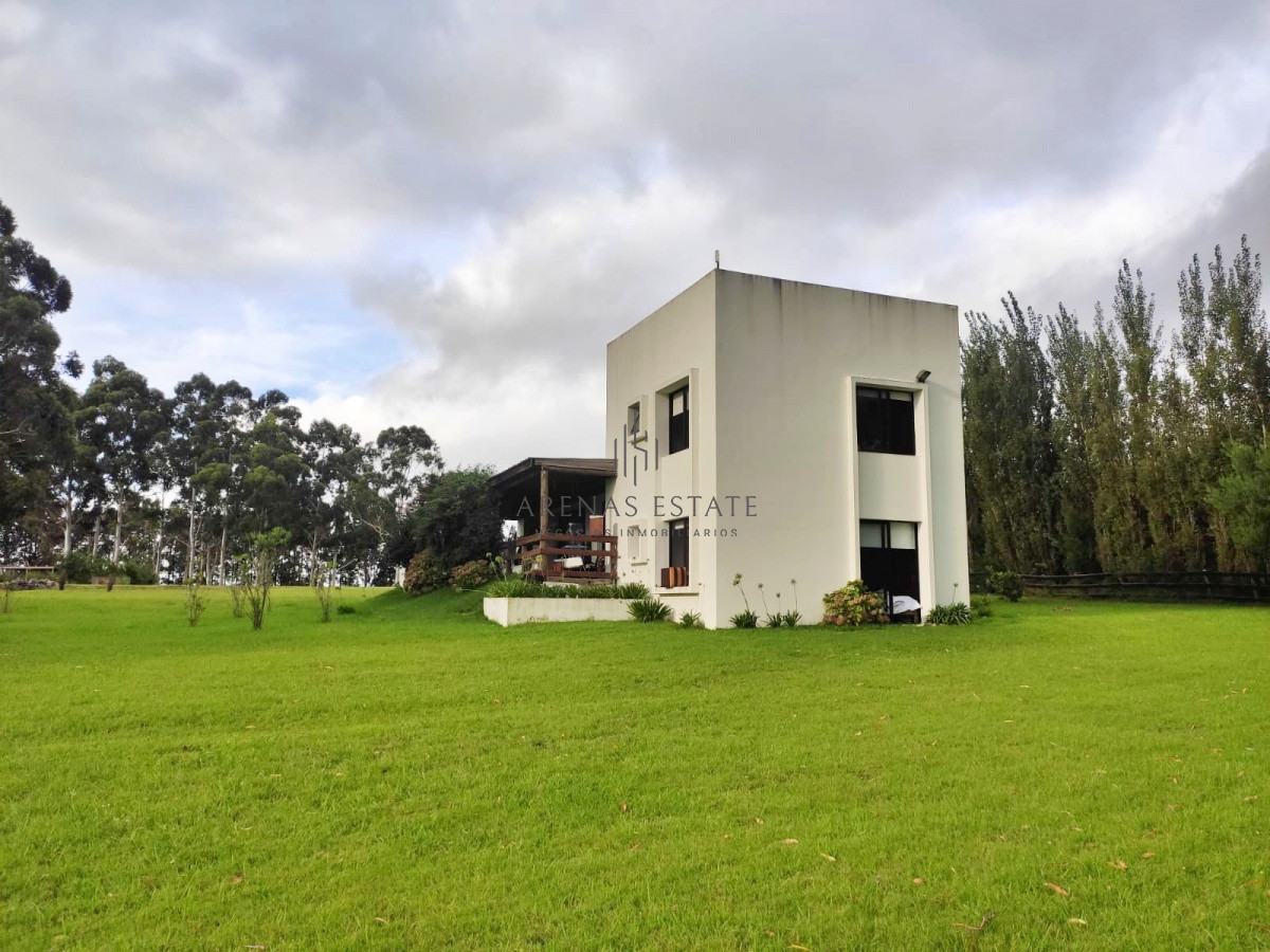 Chacra ID.1939 - En venta casa en Chacra El Quijote- La Barra
