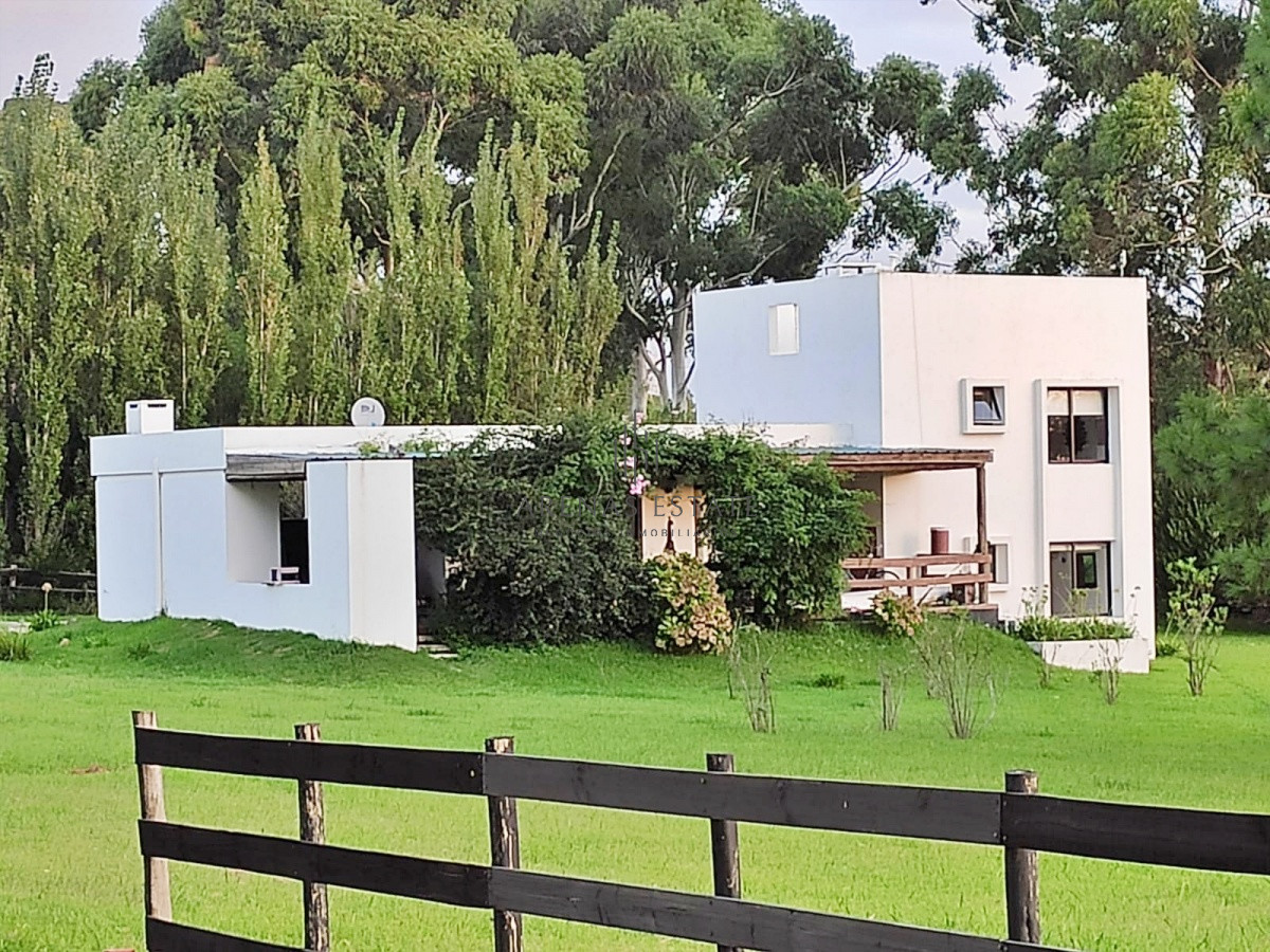 Chacra ID.1939 - En venta casa en Chacra El Quijote- La Barra