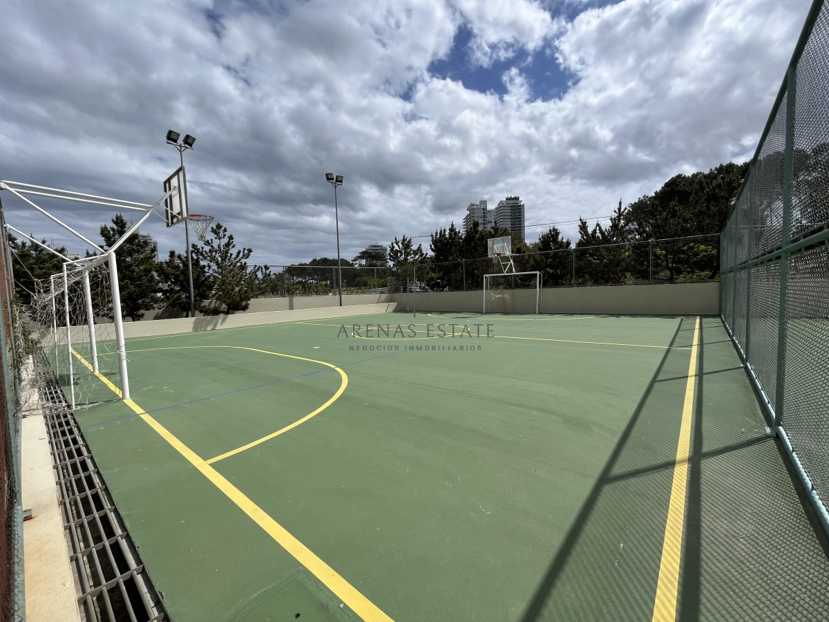 Apartamento ID.2491 - Lujoso apartamento en VENTA, Brava, Punta del Este