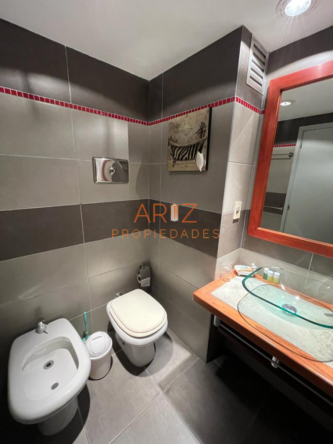 Apartamento ID.2331 - Apartamento en venta de 2 dormitorios, terraza con vista al mar- Brava, Punta del Este