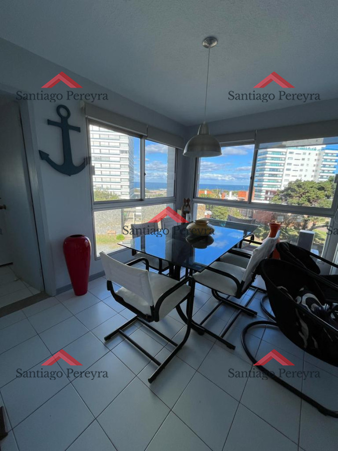 Apartamento ID.16368 - Apartamento en venta de 2 dormitorios, terraza con vista al mar- Brava, Punta del Este