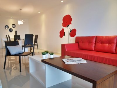 PUNTA DEL ESTE, APARTAMENTO zona BRAVA