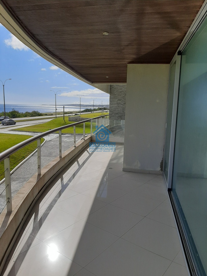 Apartamento ID.149 - Alquiler anual en PUNTA DEL ESTE, zona PINARES