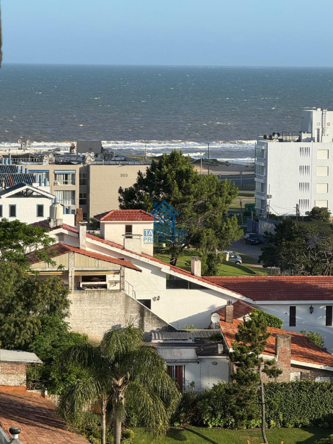 Apartamento ID.558 - Oportunidad apartamento de 3 dormitorios en venta -Punta del este
