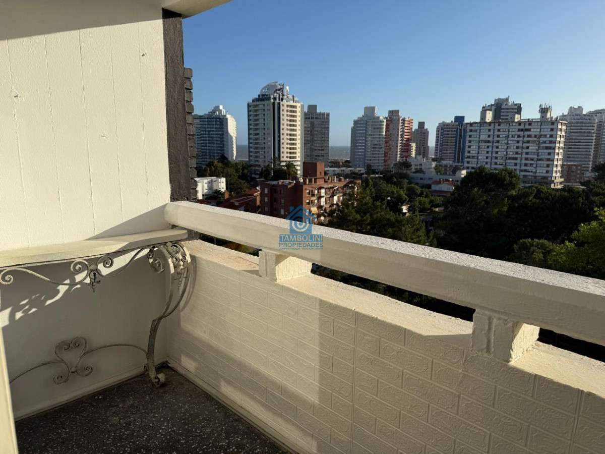 Apartamento ID.558 - Oportunidad apartamento de 3 dormitorios en venta -Punta del este