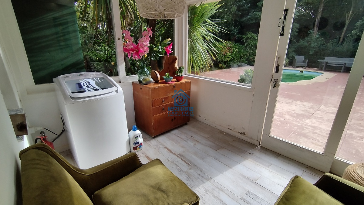 Casa ID.523 - Casa en alquiler anual de 3 dormitorios en Punta del Este 