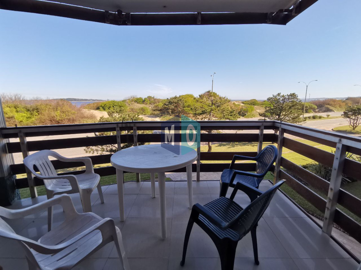 Apartamento ID.559 - PUNTA DEL ESTE zona MANSA Primera Linea