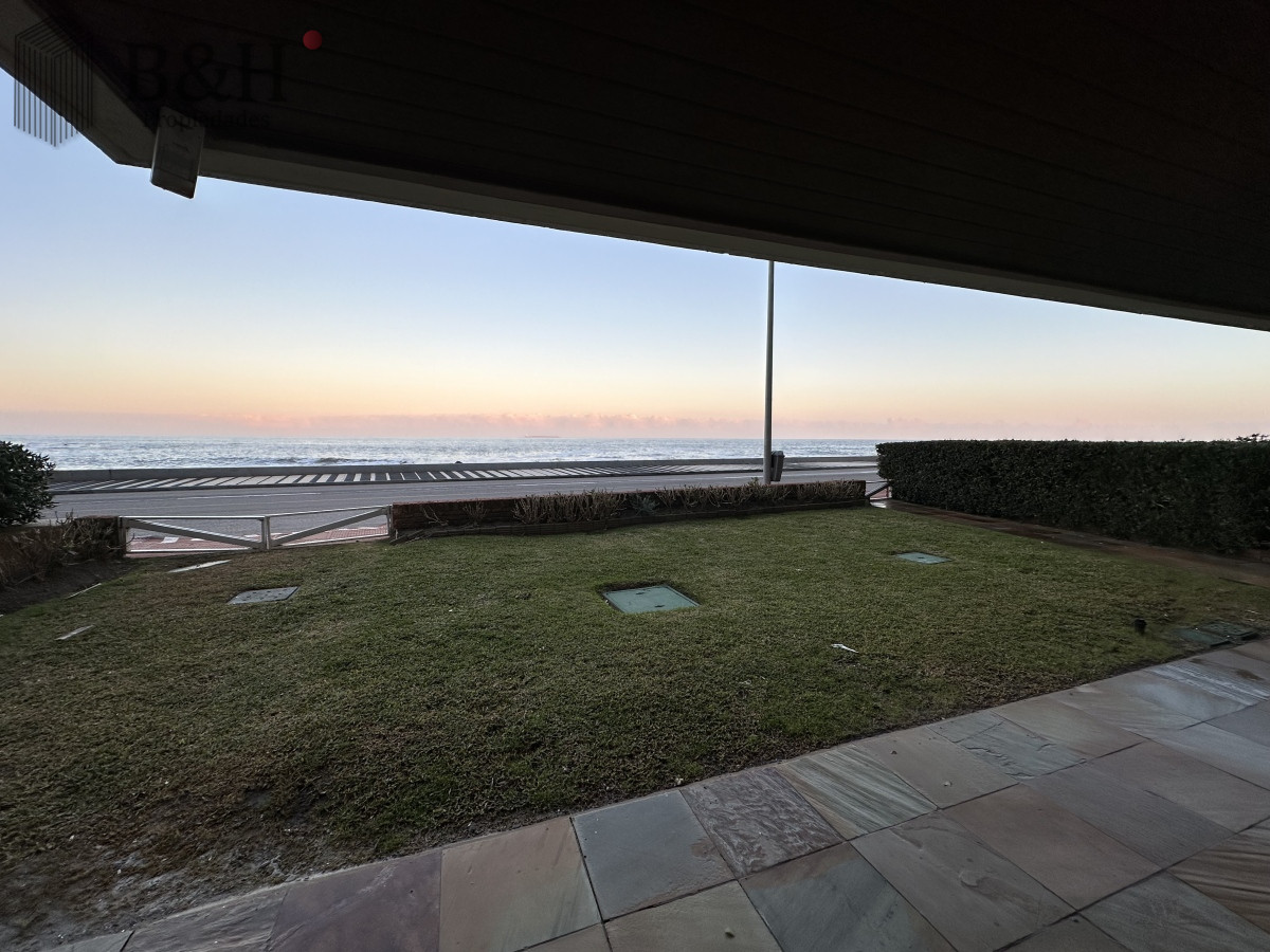 Apartamento ID.3156 - Apartamento en Punta del Este, Península