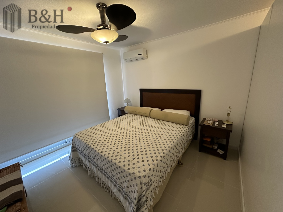 Apartamento ID.2284 - Apartamento en venta de 3 dormitorios en Edificio con servicios, brava Punta del Este 