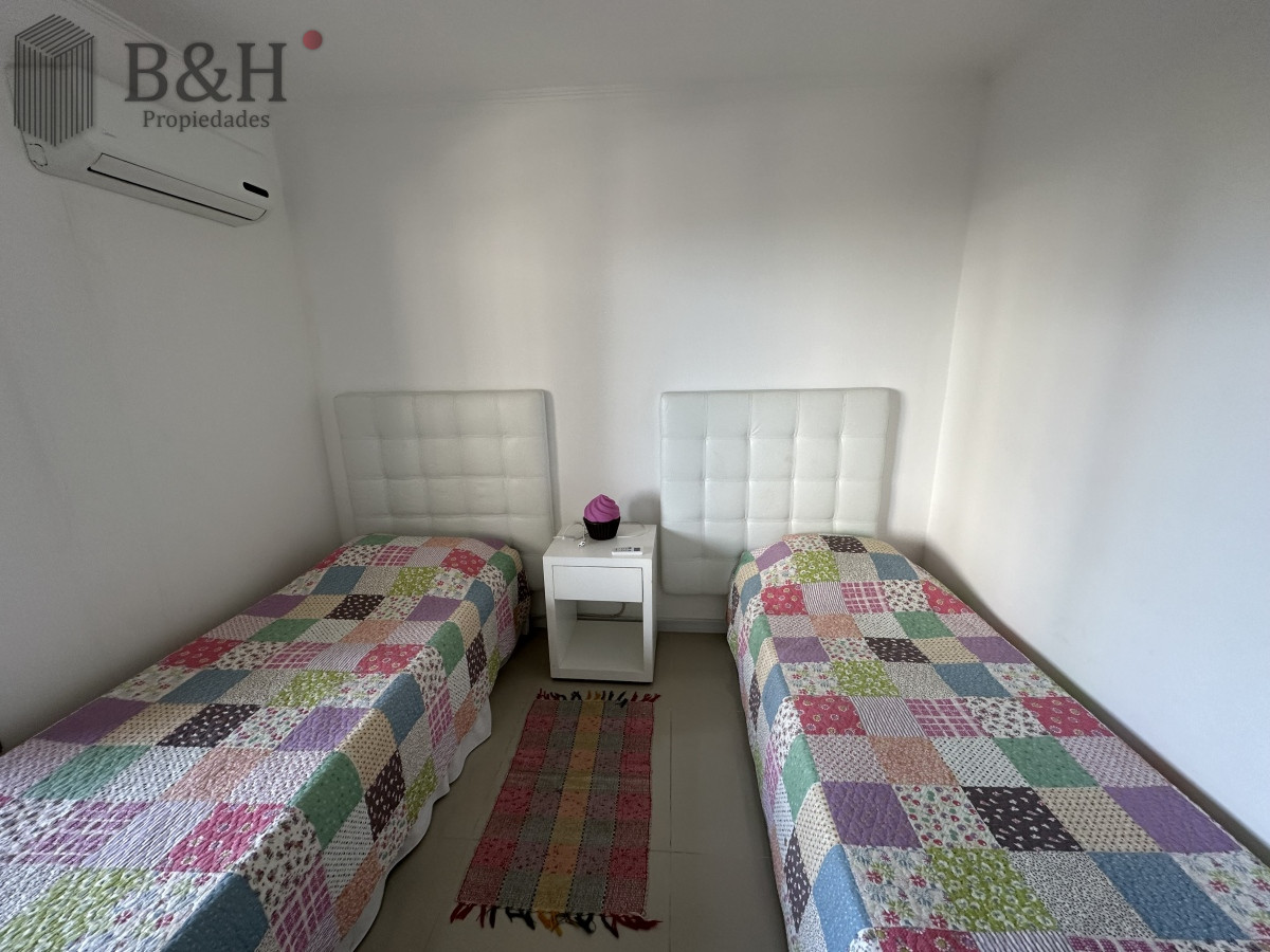 Apartamento ID.2284 - Apartamento en venta de 3 dormitorios en Edificio con servicios, brava Punta del Este 