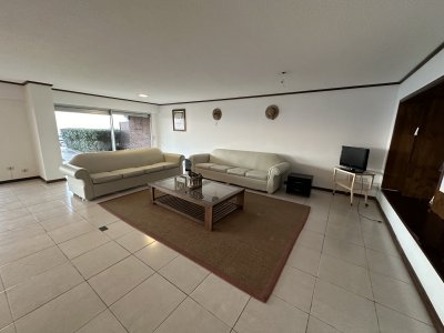 Apartamento en Punta del Este, Península