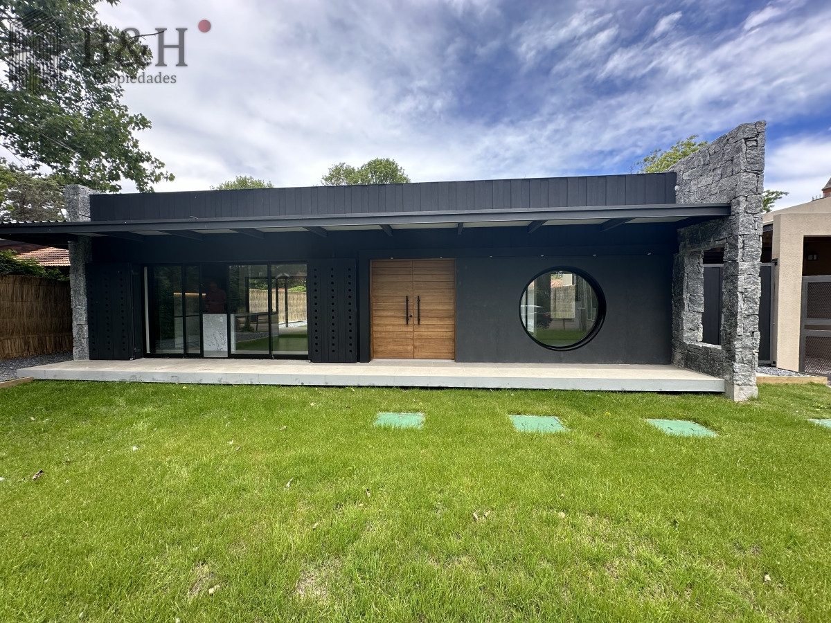 Casa ID.2566 - Nueva Casa en venta a estrenar en Rincón del indio - Punta del Este 