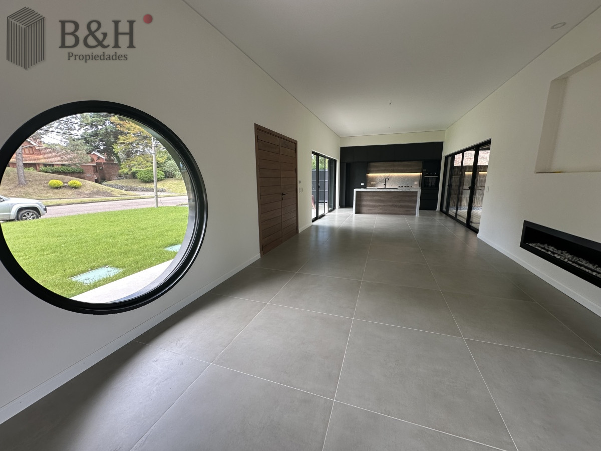 Casa ID.2566 - Nueva Casa en venta a estrenar en Rincón del indio - Punta del Este 