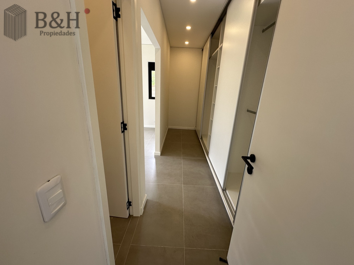 Casa ID.2566 - Nueva Casa en venta a estrenar en Rincón del indio - Punta del Este 