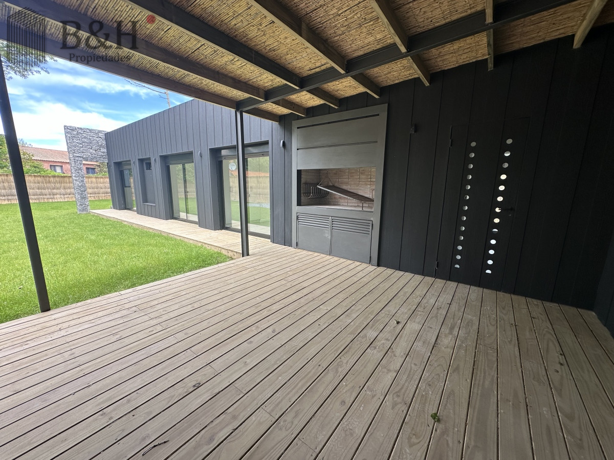 Casa ID.2566 - Nueva Casa en venta a estrenar en Rincón del indio - Punta del Este 