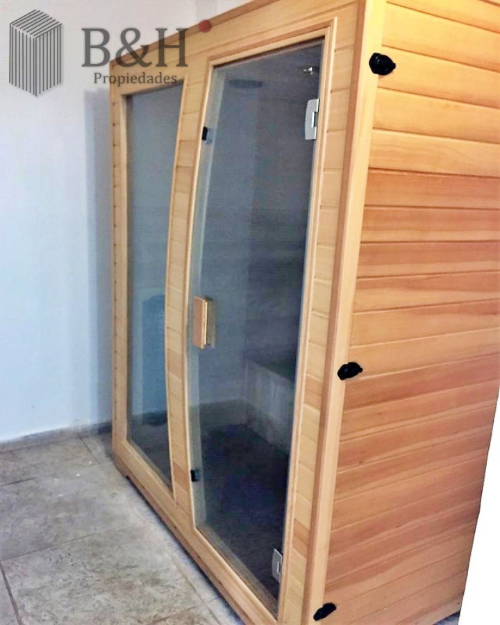 Apartamento ID.2284 - Apartamento en venta de 3 dormitorios en Edificio con servicios, brava Punta del Este 