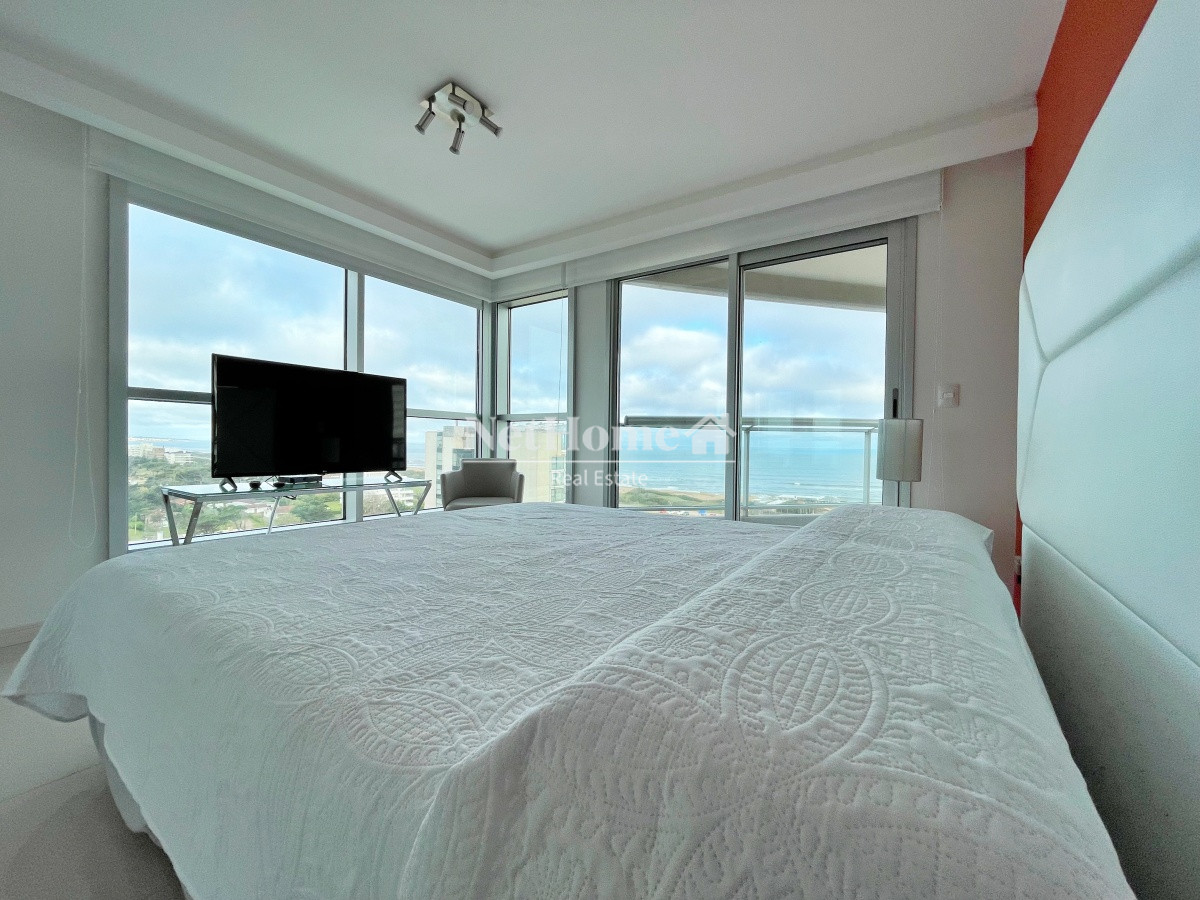 Apartamento ID.151 - Playa Brava Apartamento 3 Dormitorios Vista al Océano