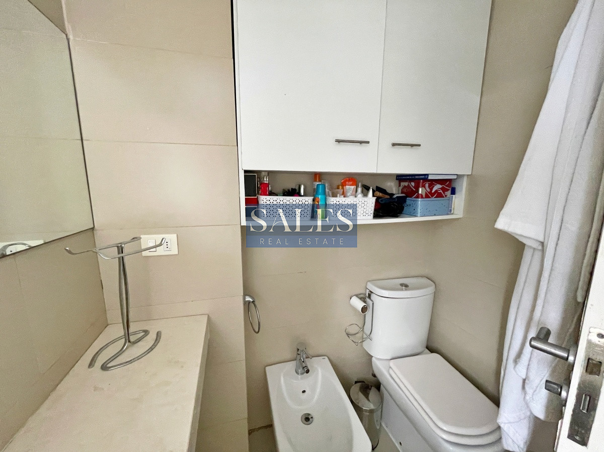 Apartamento ID.602 - A la venta Apartamento, 2 dormitorios en Punta del Este, Edificio con servicios