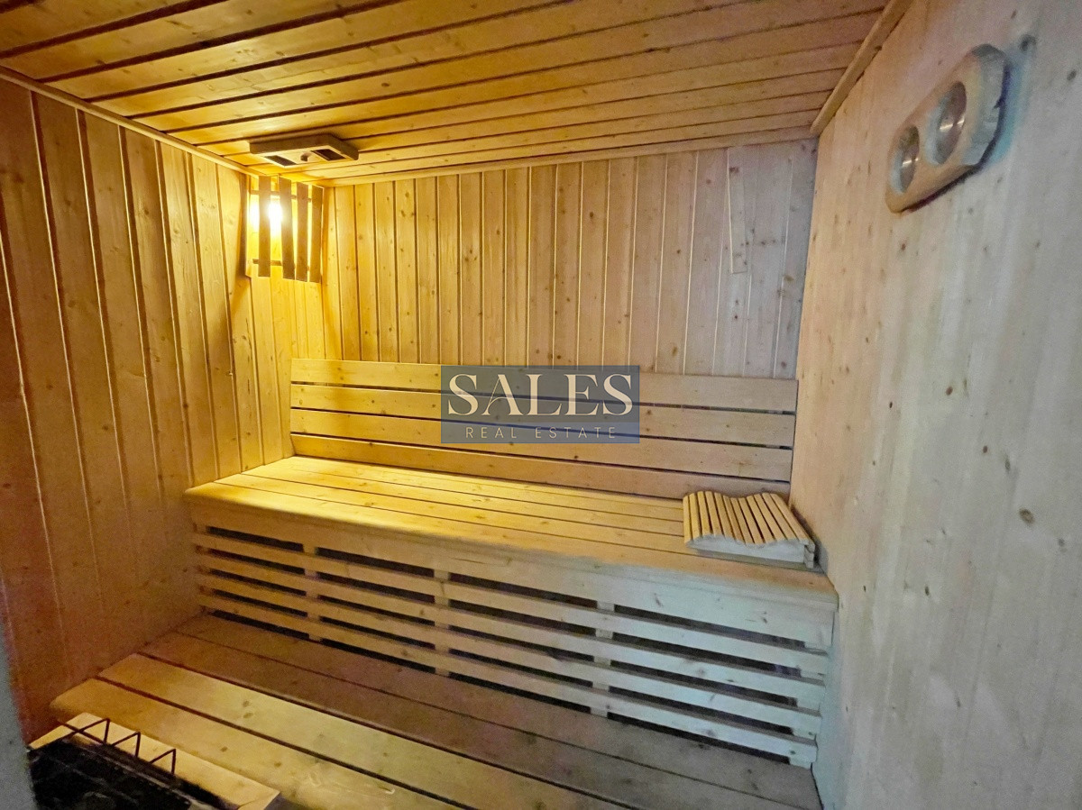 Apartamento ID.602 - A la venta Apartamento, 2 dormitorios en Punta del Este, Edificio con servicios