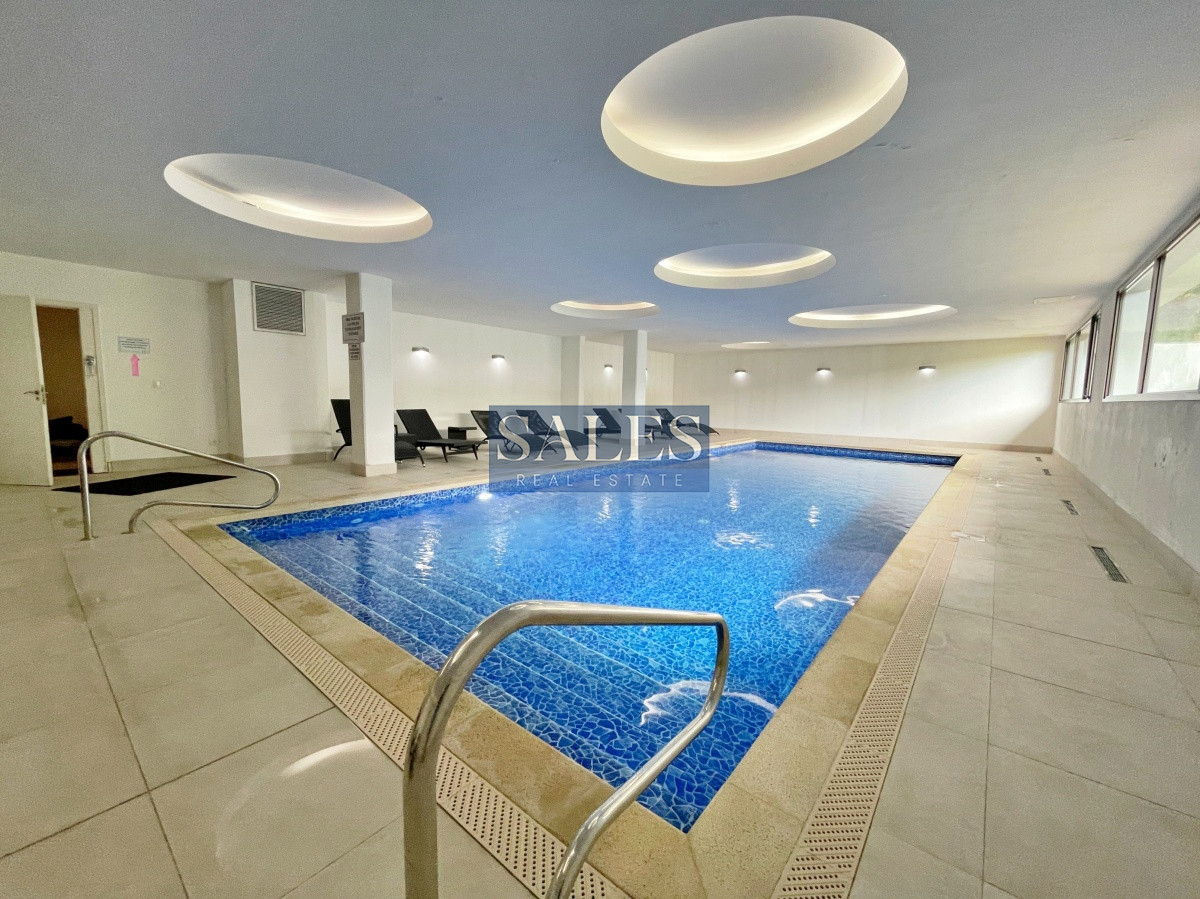 Apartamento ID.602 - A la venta Apartamento, 2 dormitorios en Punta del Este, Edificio con servicios