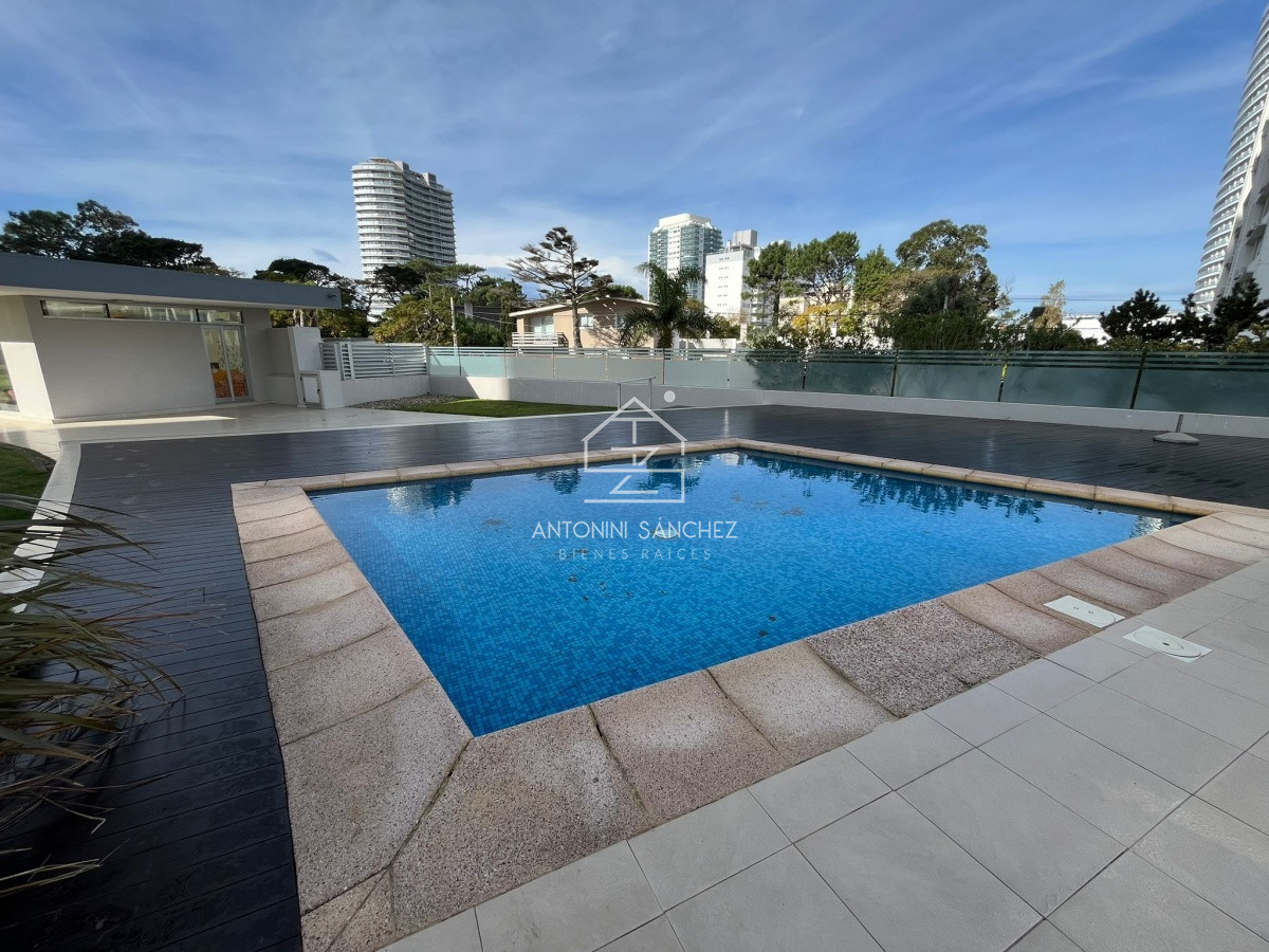 Apartamento ID.1539 - Apartamento en venta 2 dormitorios, zona Mansa en Punta del Este 