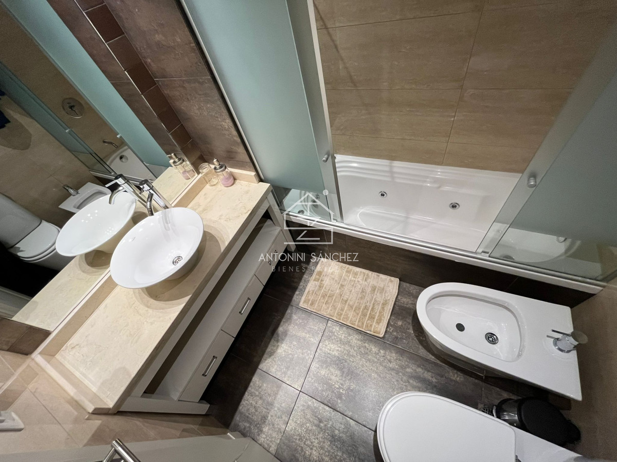 Apartamento ID.1539 - Apartamento en venta 2 dormitorios, zona Mansa en Punta del Este 