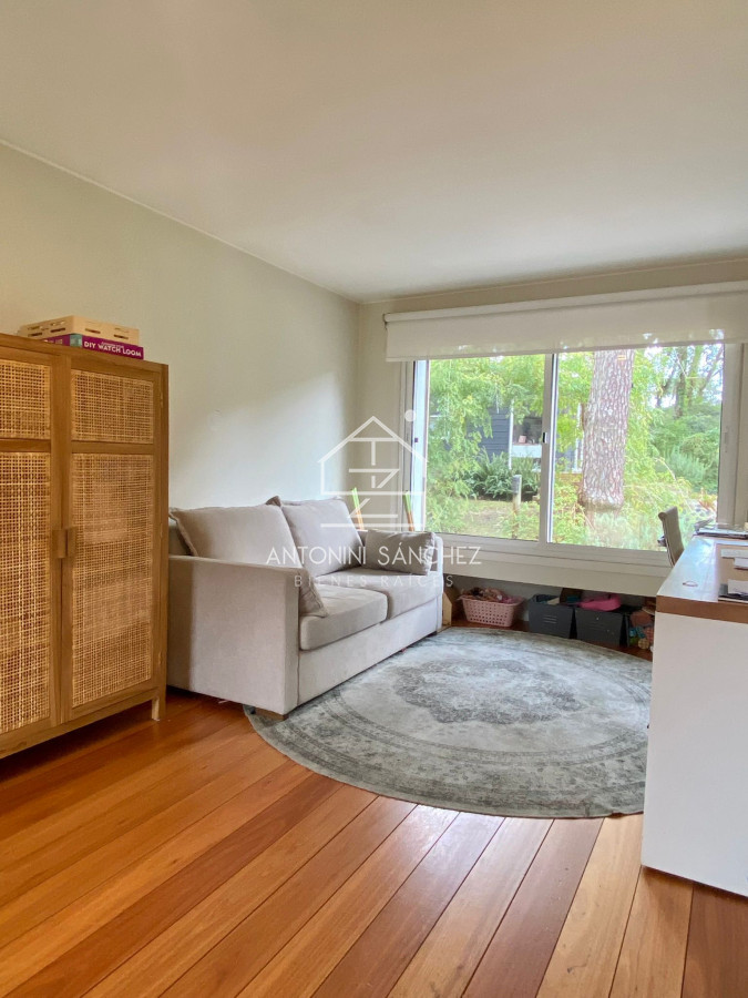 Casa ID.1201 - En venta casa de 3 dormitorios en San Rafael Punta del este 