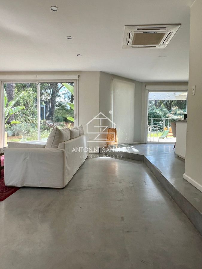Casa ID.1201 - En venta casa de 3 dormitorios en San Rafael Punta del este 