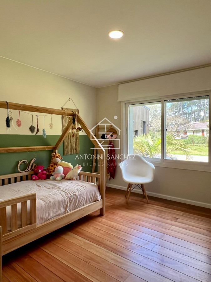 Casa ID.1201 - En venta casa de 3 dormitorios en San Rafael Punta del este 
