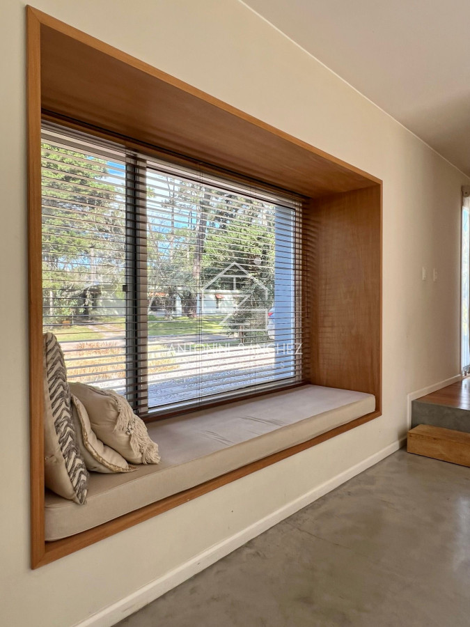 Casa ID.1201 - En venta casa de 3 dormitorios en San Rafael Punta del este 