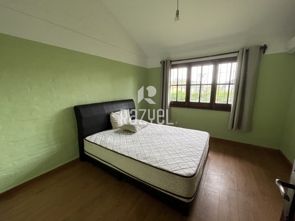 Casa ID.825 - Excelente propiedad en venta de 3 dormitorios en PUNTA DEL ESTE zona JARDINES DE CORDBA