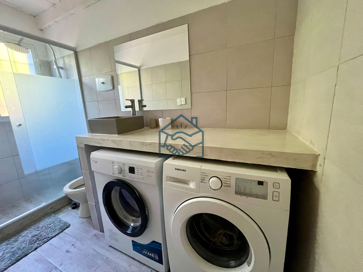 Casa ID.676/Increíble-casa-totalmente-reciclada-en-venta,-5-Dormitorios-en-La-Barra - Increíble casa totalmente reciclada en venta, 5 Dormitorios en La Barra