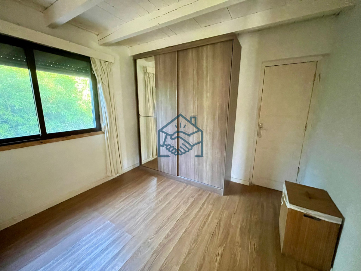 Casa ID.676/Increíble-casa-totalmente-reciclada-en-venta,-5-Dormitorios-en-La-Barra - Increíble casa totalmente reciclada en venta, 5 Dormitorios en La Barra