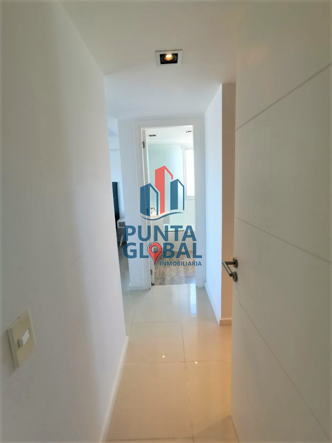 Apartamento ID.164 - Excelente Penthouse en venta- 3 dormitorios en  zona BRAVA, Punta del este