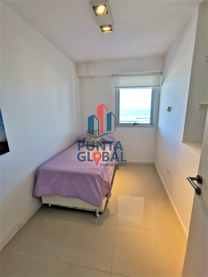 Apartamento ID.164 - Excelente Penthouse en venta- 3 dormitorios en  zona BRAVA, Punta del este